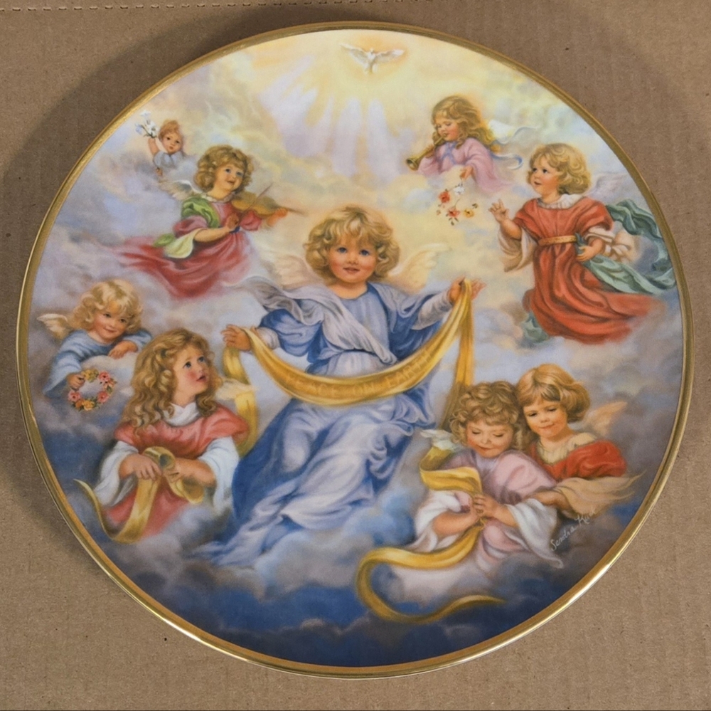 Hark the Herald Angels Sing Christmas Pageant Plate Collection